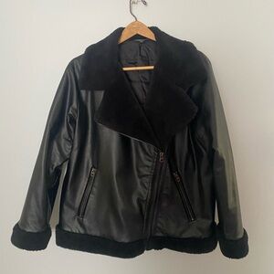 Simply Vera Black Moto Faux Leather Jacket W/faux FurSZ
XL